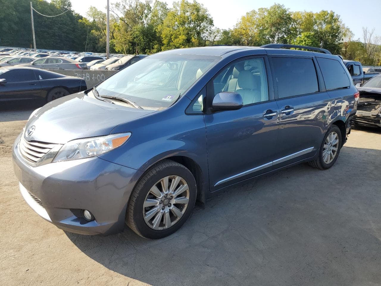 2013 Toyota Sienna Xle