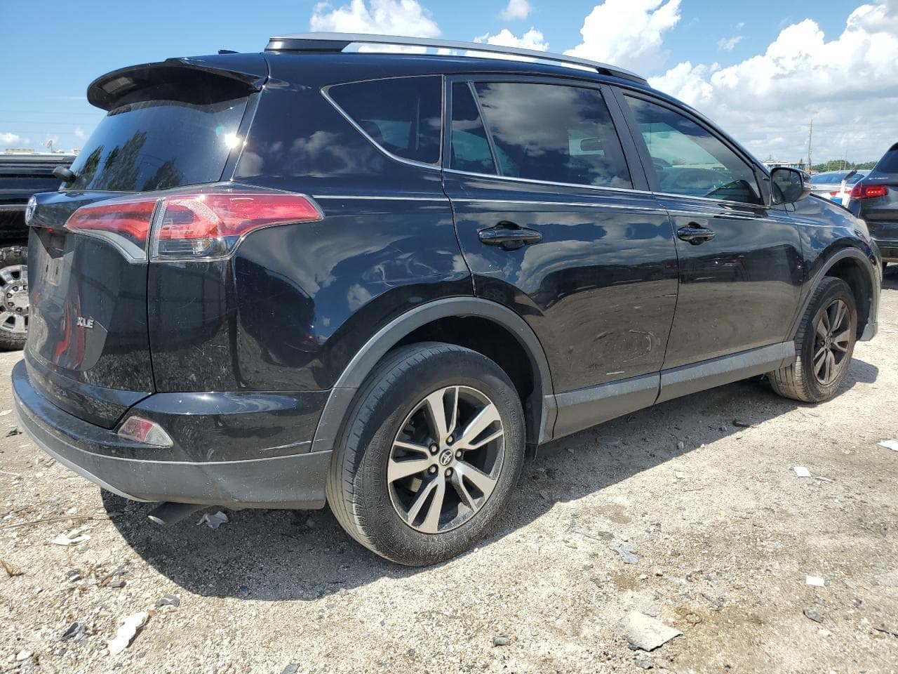 2017 Toyota Rav4 Xle - foto 3