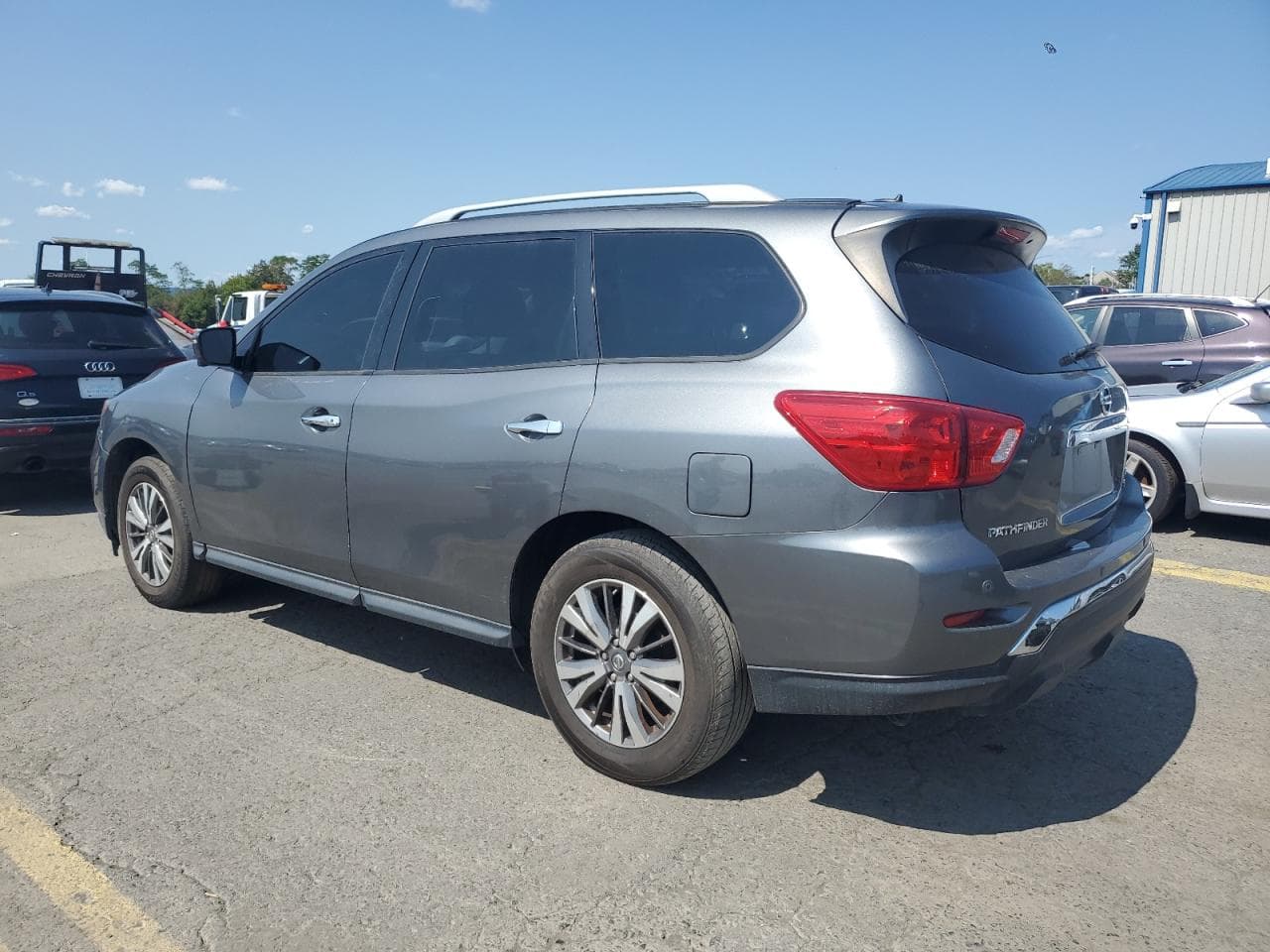 2018 Nissan Pathfinder Sl - foto 2
