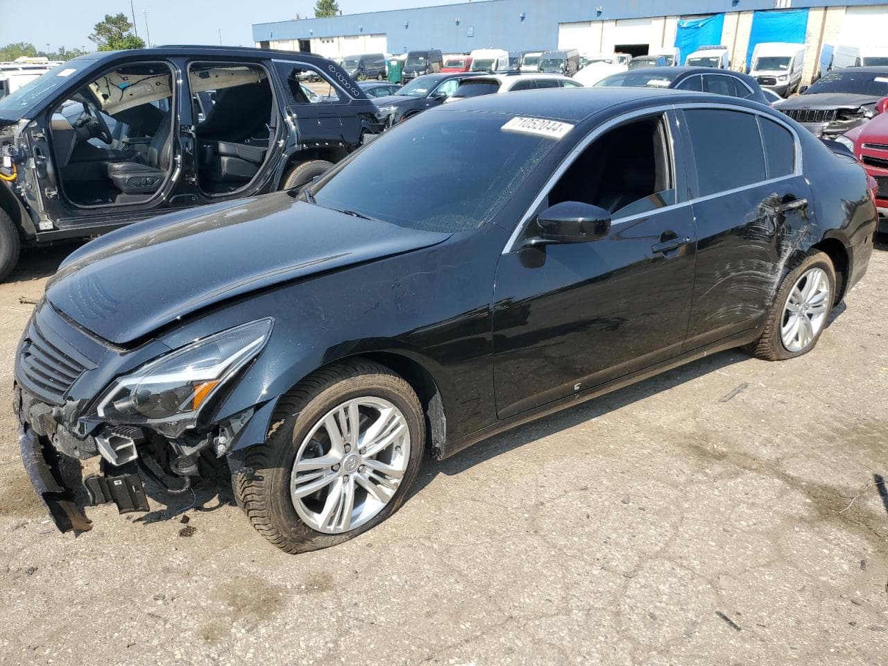 2015 Infiniti Q40