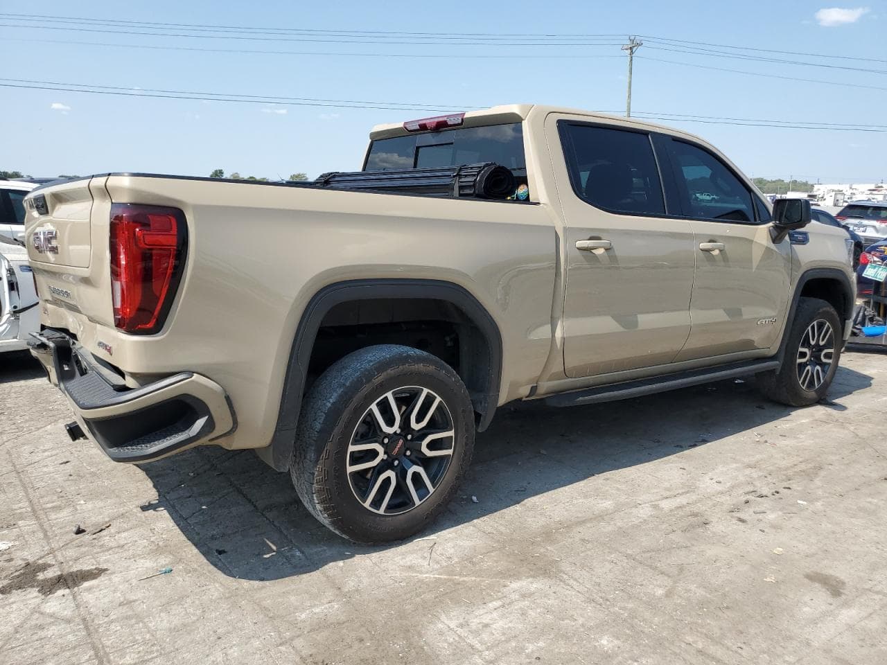 2023 GMC Sierra K1500 At4 - foto 3