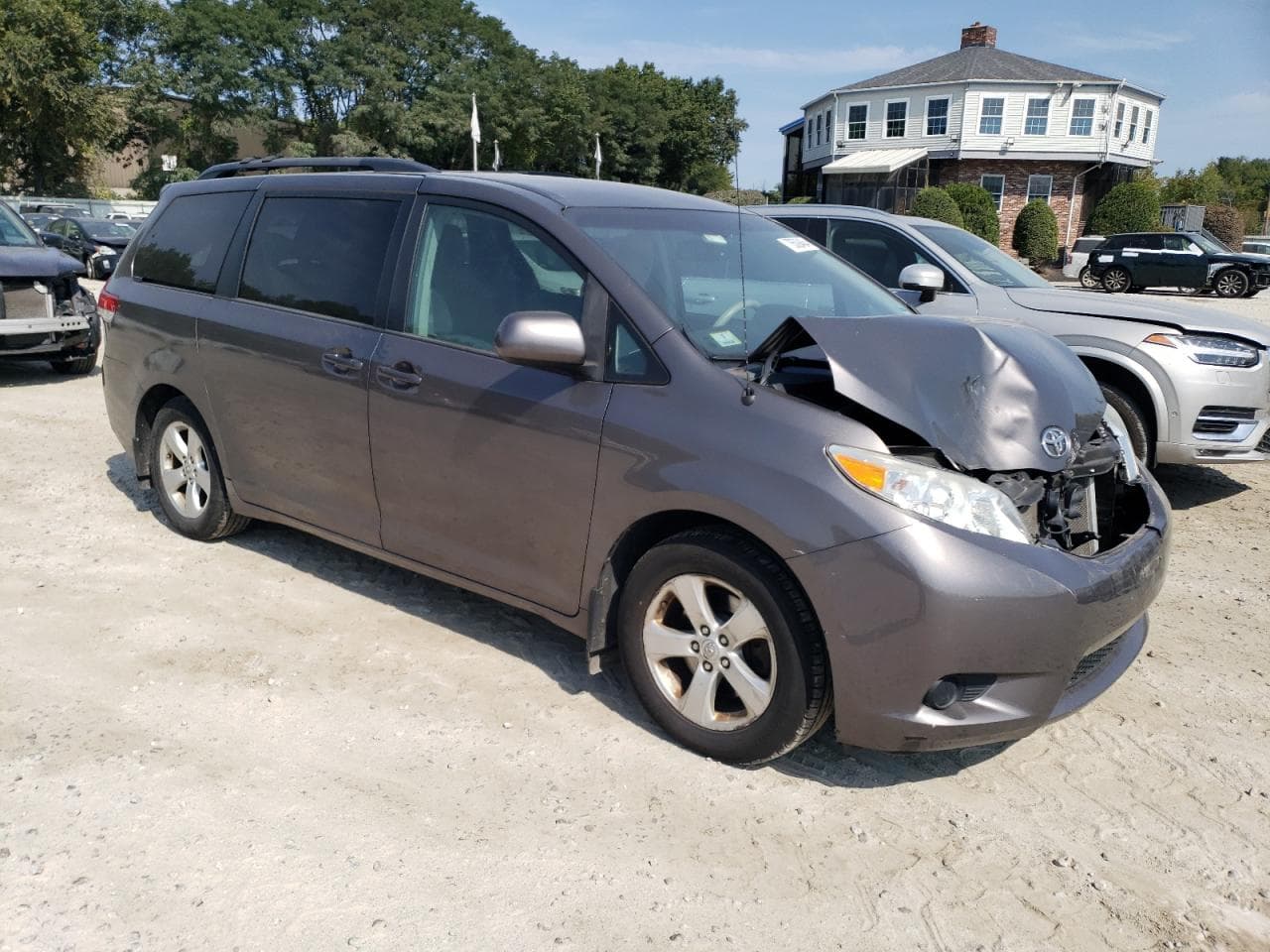 2013 Toyota Sienna Le - foto 4