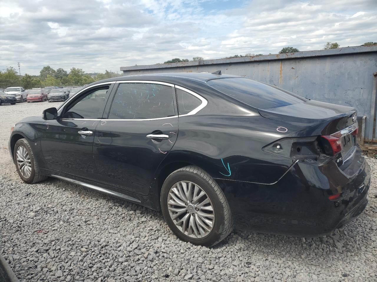 2015 Infiniti Q70L 3.7X - foto 2