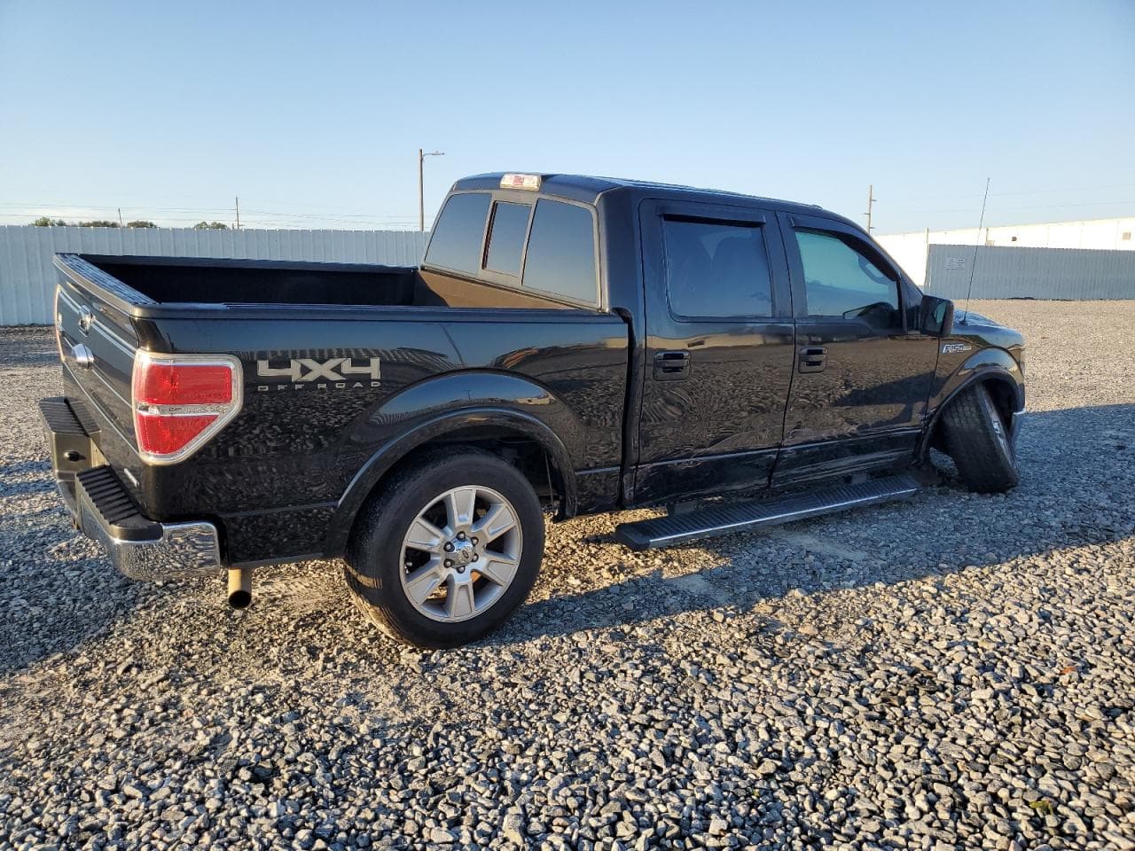 2013 Ford F150 Supercrew - foto 3