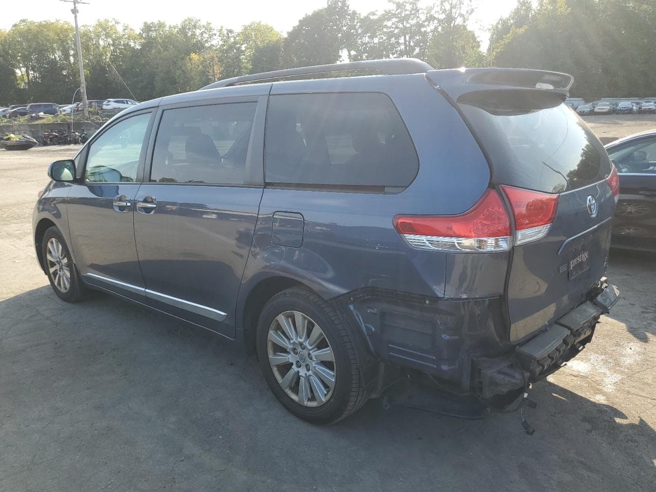 2013 Toyota Sienna Xle - foto 2