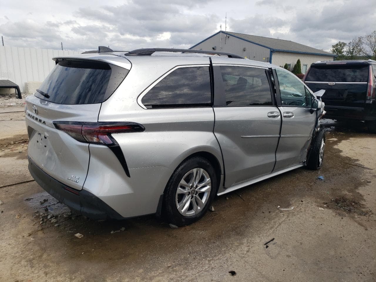 2024 Toyota Sienna Xle - foto 3