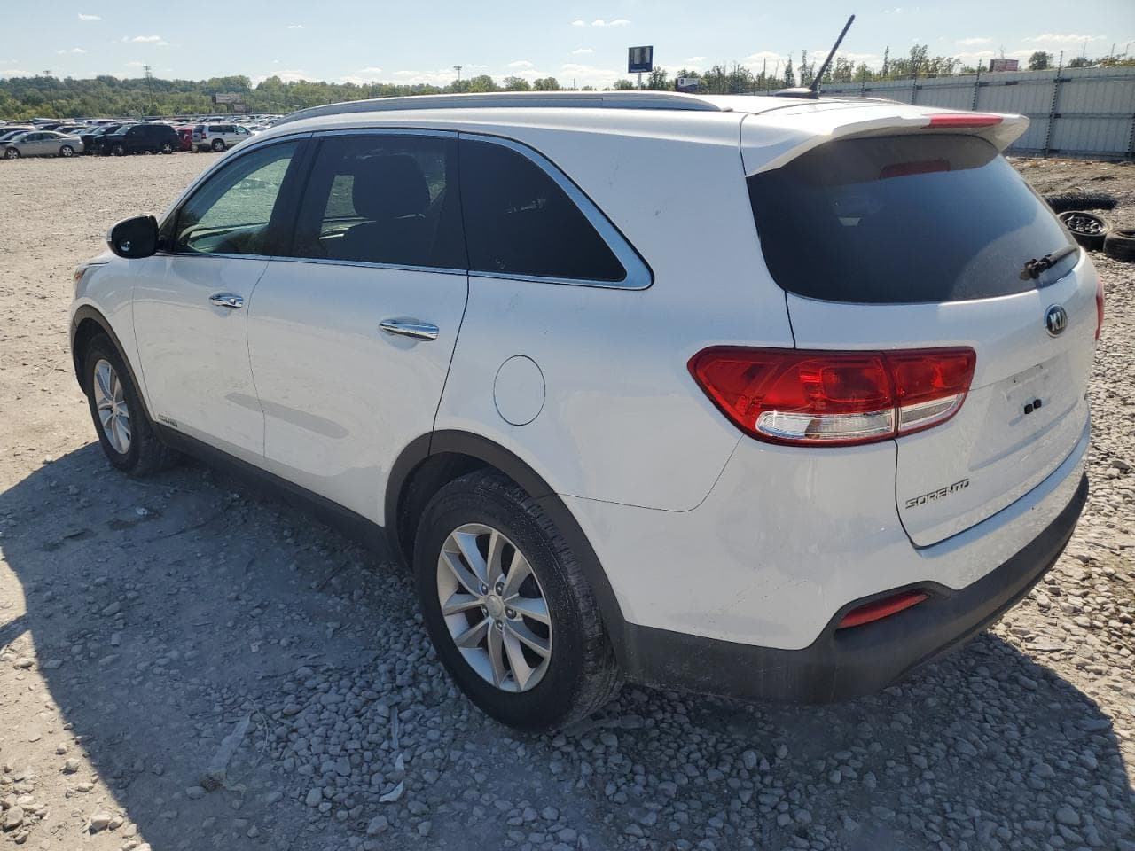 2016 Kia Sorento Lx - foto 2