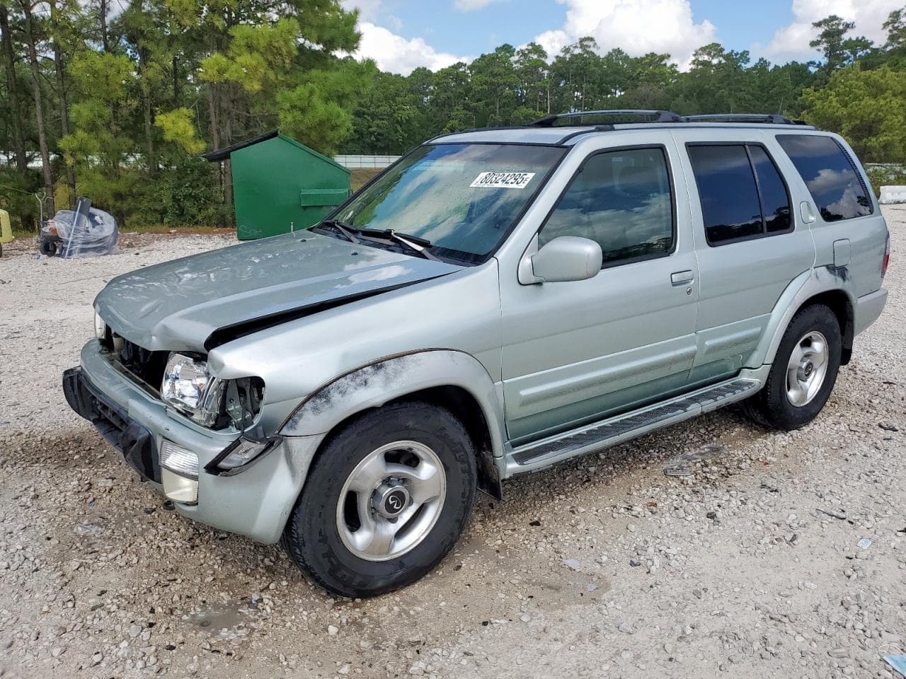 1999 Infiniti QX4 z USA