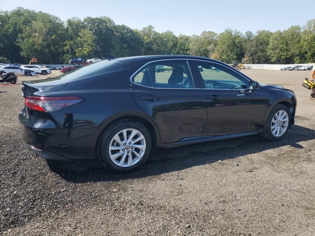 2024 Toyota Camry Le - foto 3