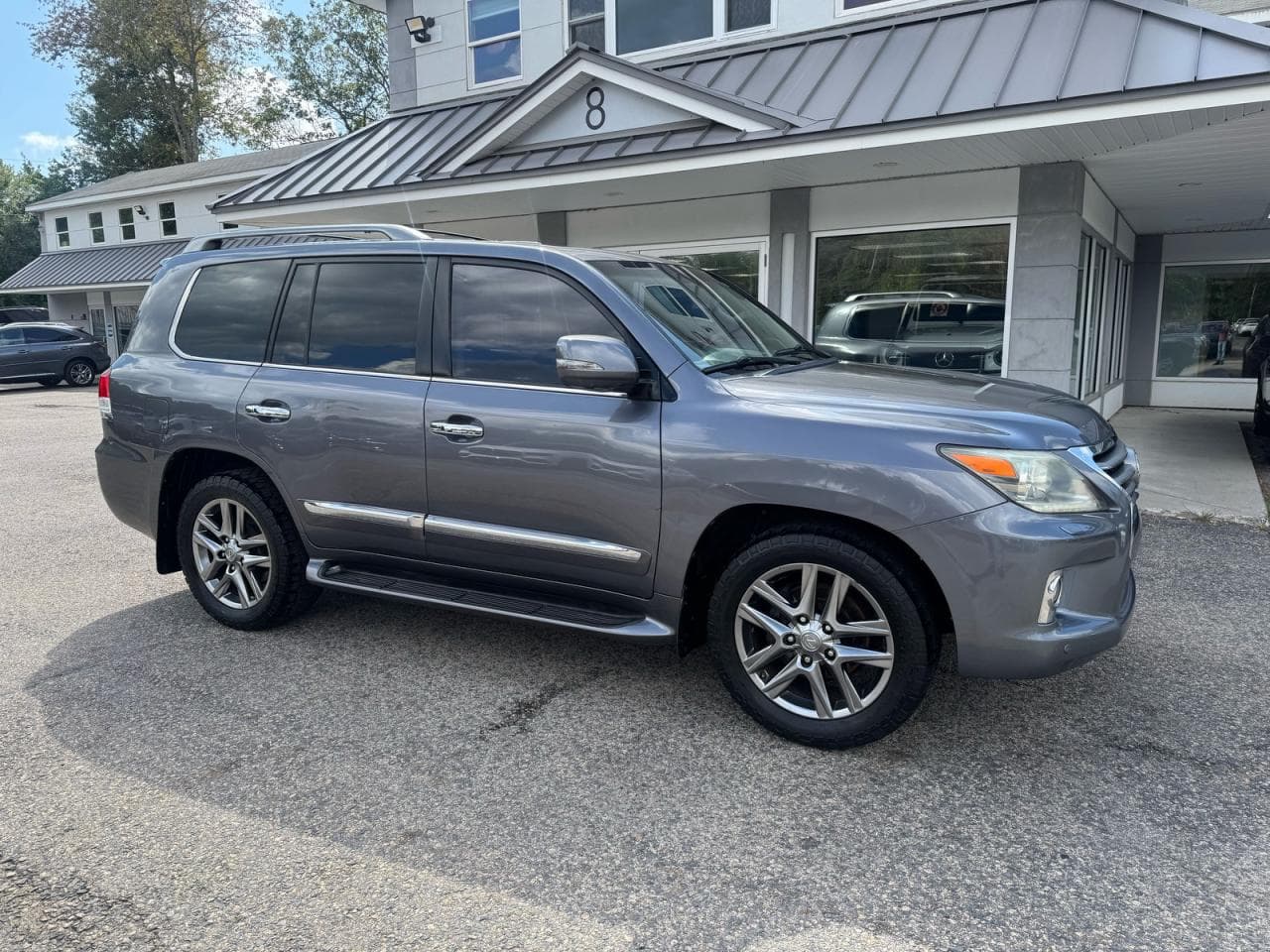 2013 Lexus LX z USA