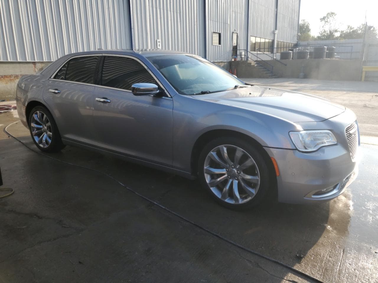 2017 Chrysler 300C - foto 4