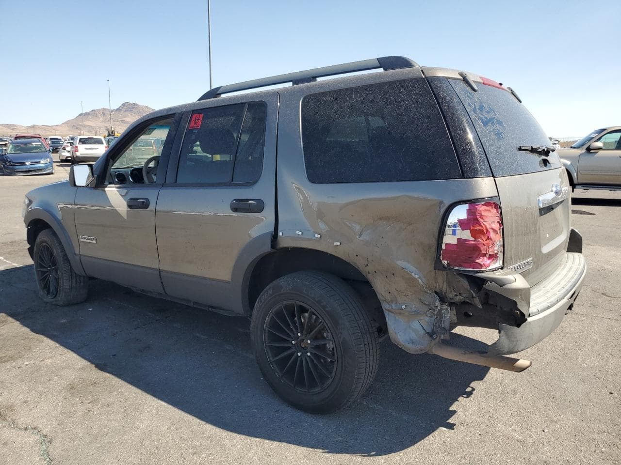 2006 Ford Explorer Sport Trac - foto 2