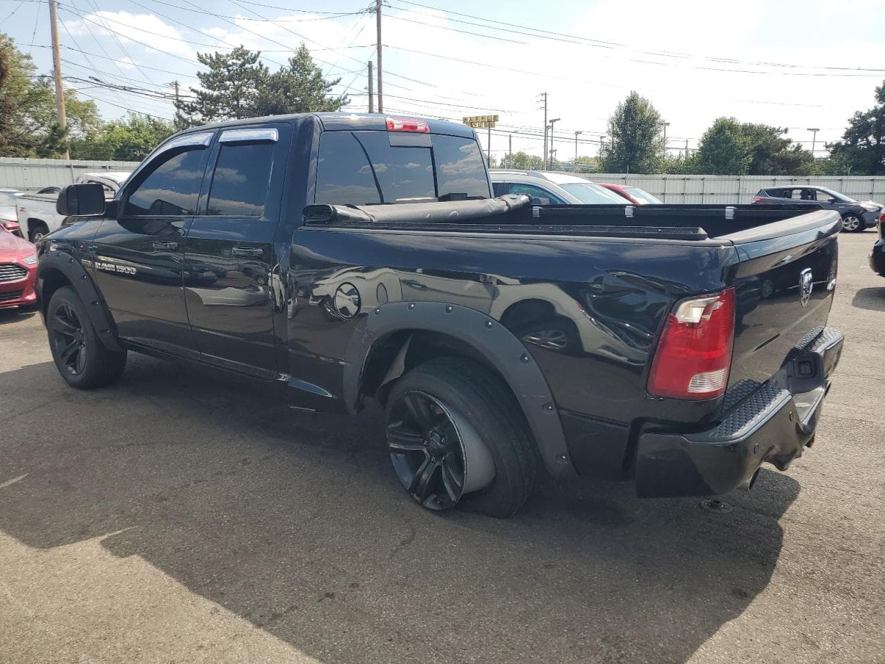 2012 Dodge Ram 1500 Sport - foto 2