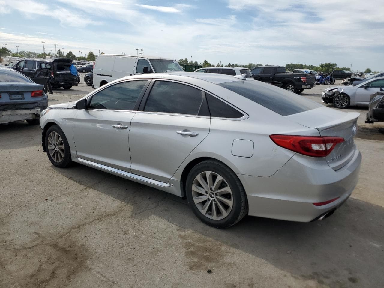 2017 Hyundai Sonata Sport - foto 2