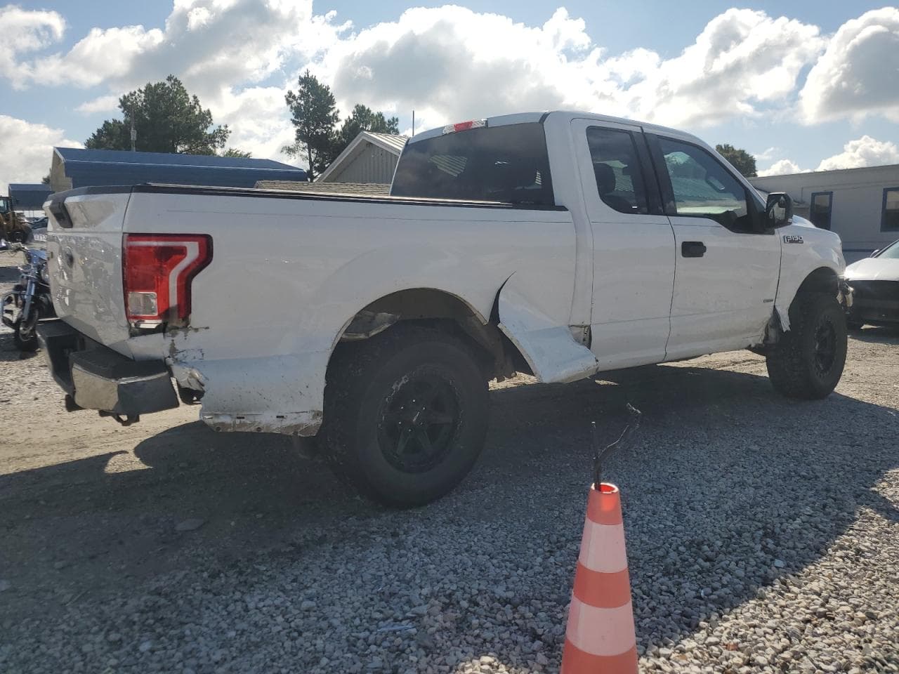 2015 Ford F150 Super Cab - foto 3