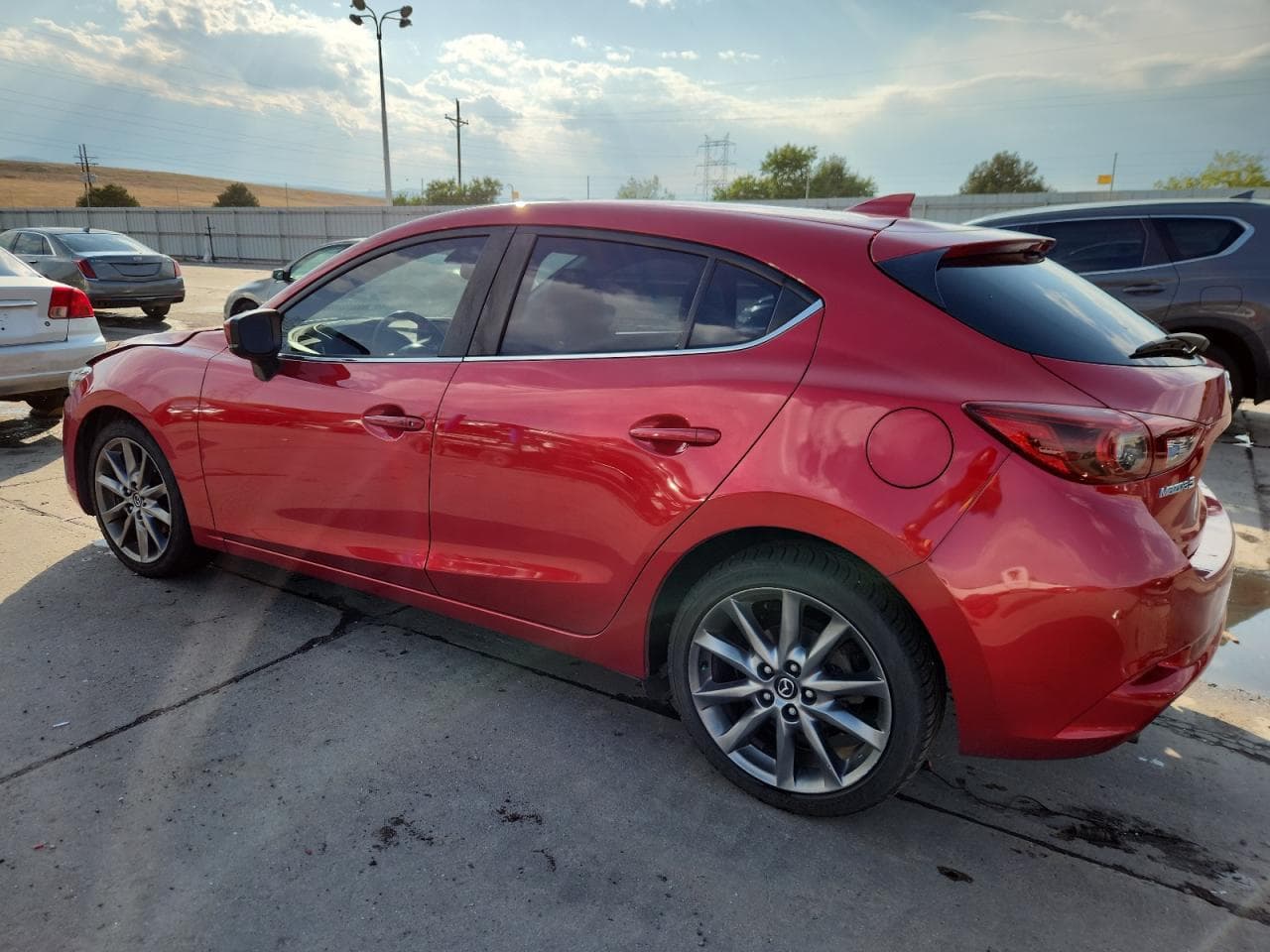 2018 Mazda 3 Grand Touring - foto 2