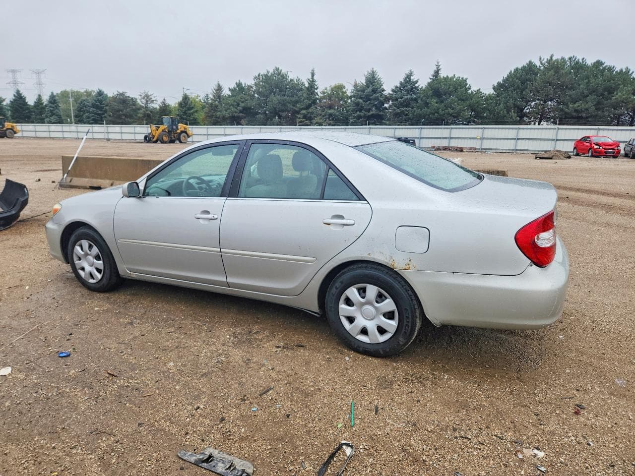 2004 Toyota Camry Le - foto 2