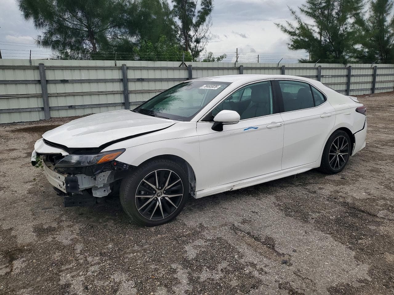 Toyota Camry 2022 z USA