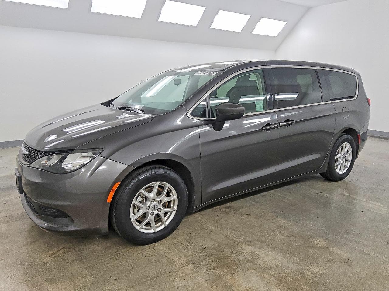 Chrysler Voyager 2022 z USA