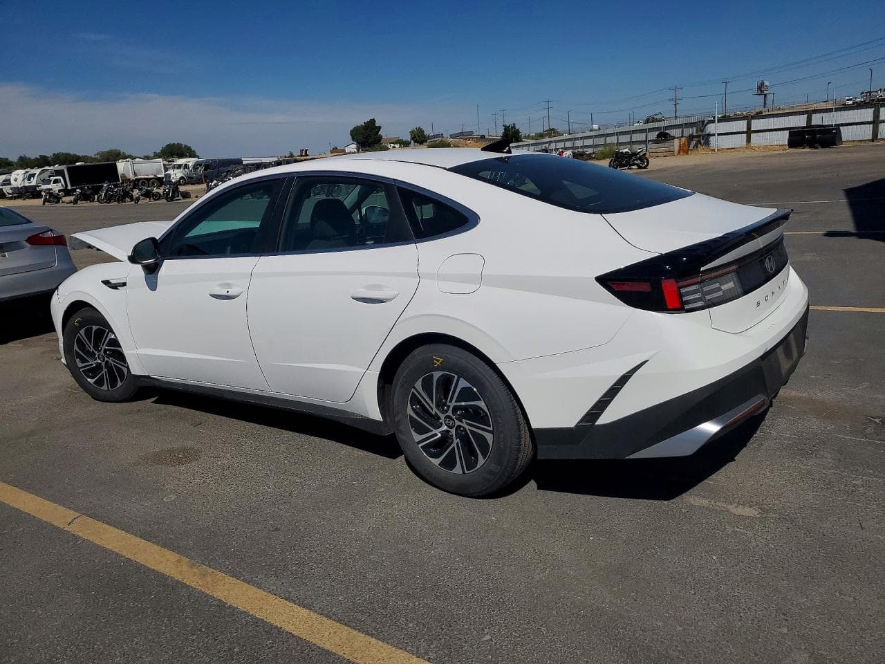 2026 Hyundai Sonata Hybrid Blue - foto 2