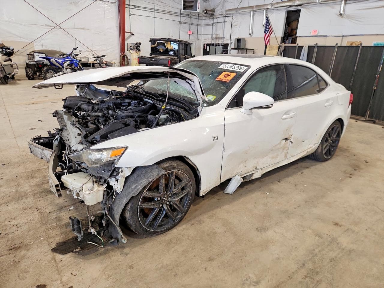 Lexus IS 2016 z USA