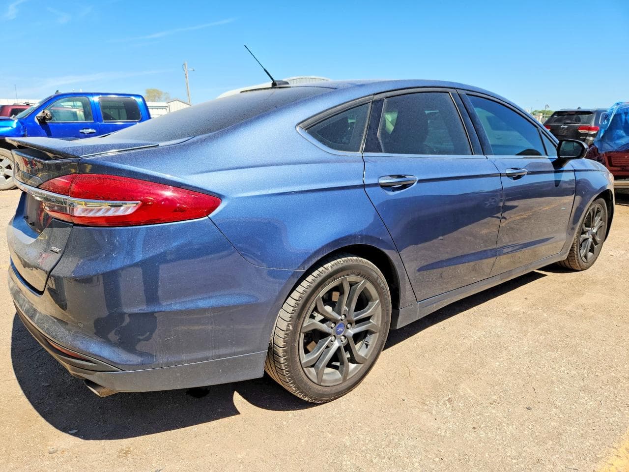 2017 Ford Fusion - foto 3