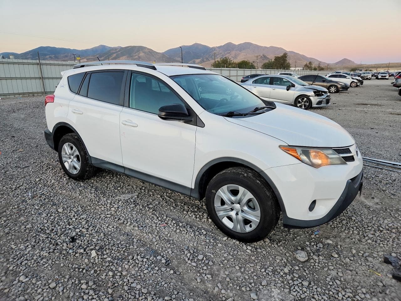 2014 Toyota Rav4 Le - foto 4