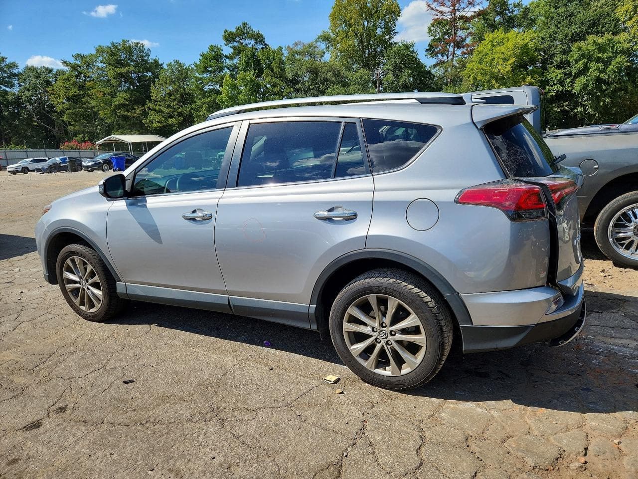 2016 Toyota Rav4 Limited - foto 2