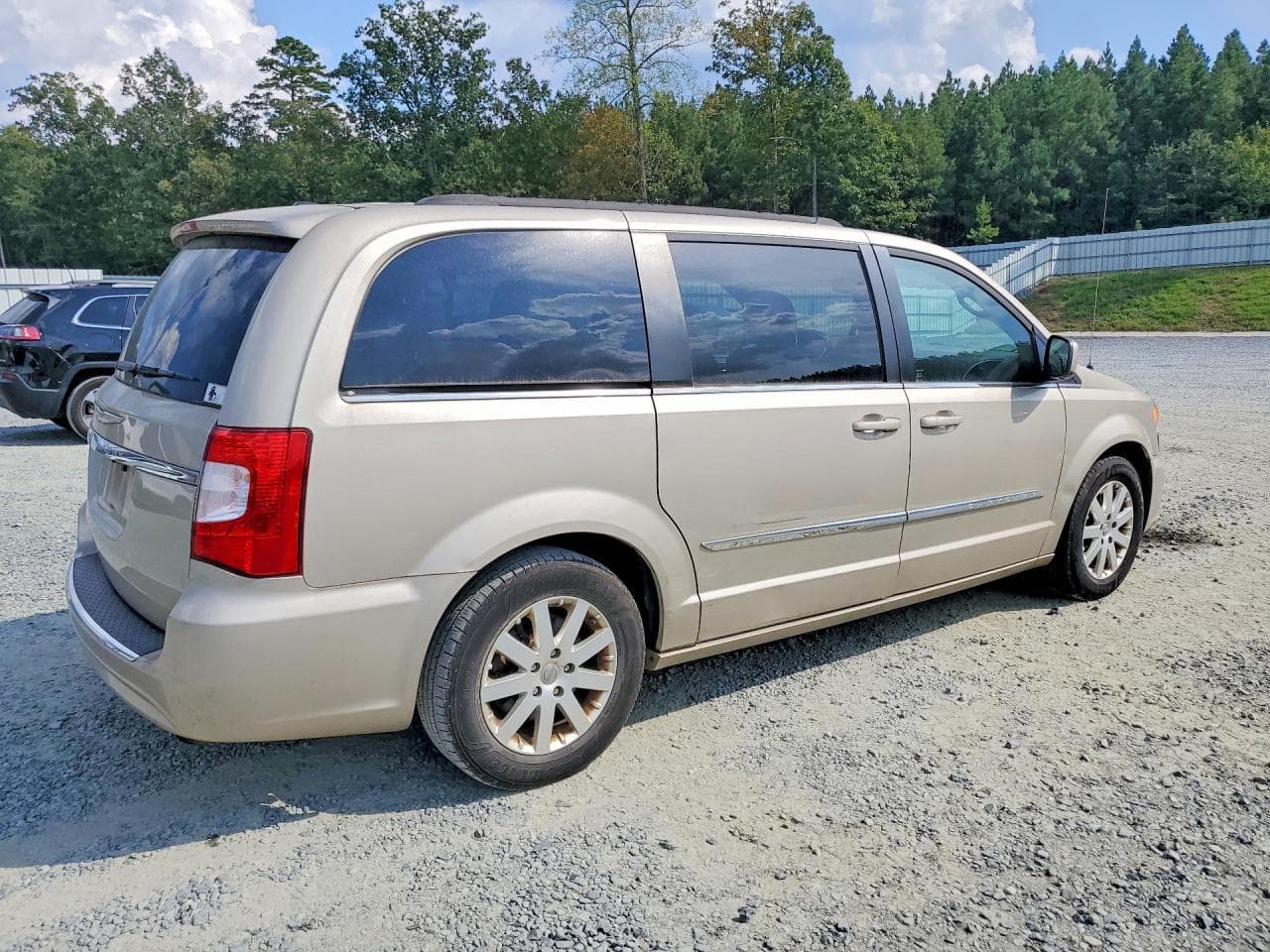 2015 Chrysler Town & Country Touring - foto 3