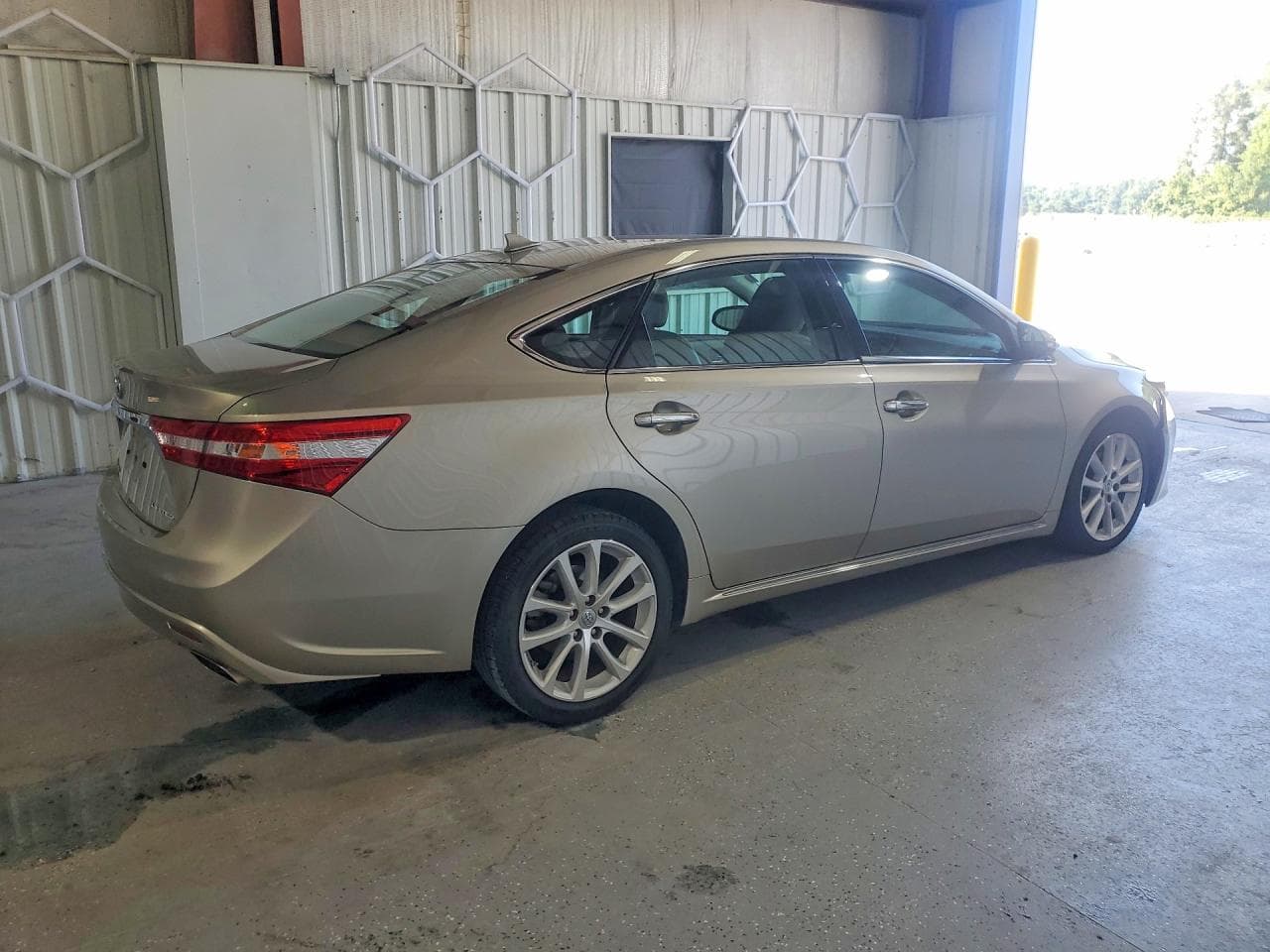 2015 Toyota Avalon Limited - foto 3