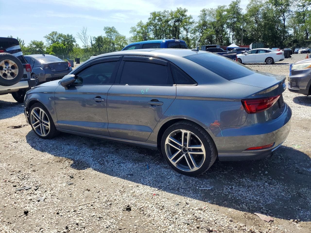 2017 Audi A3 Premium - foto 2