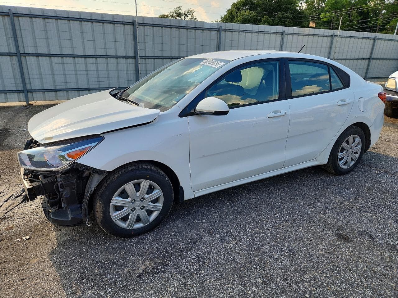 Kia Rio 2021 z USA