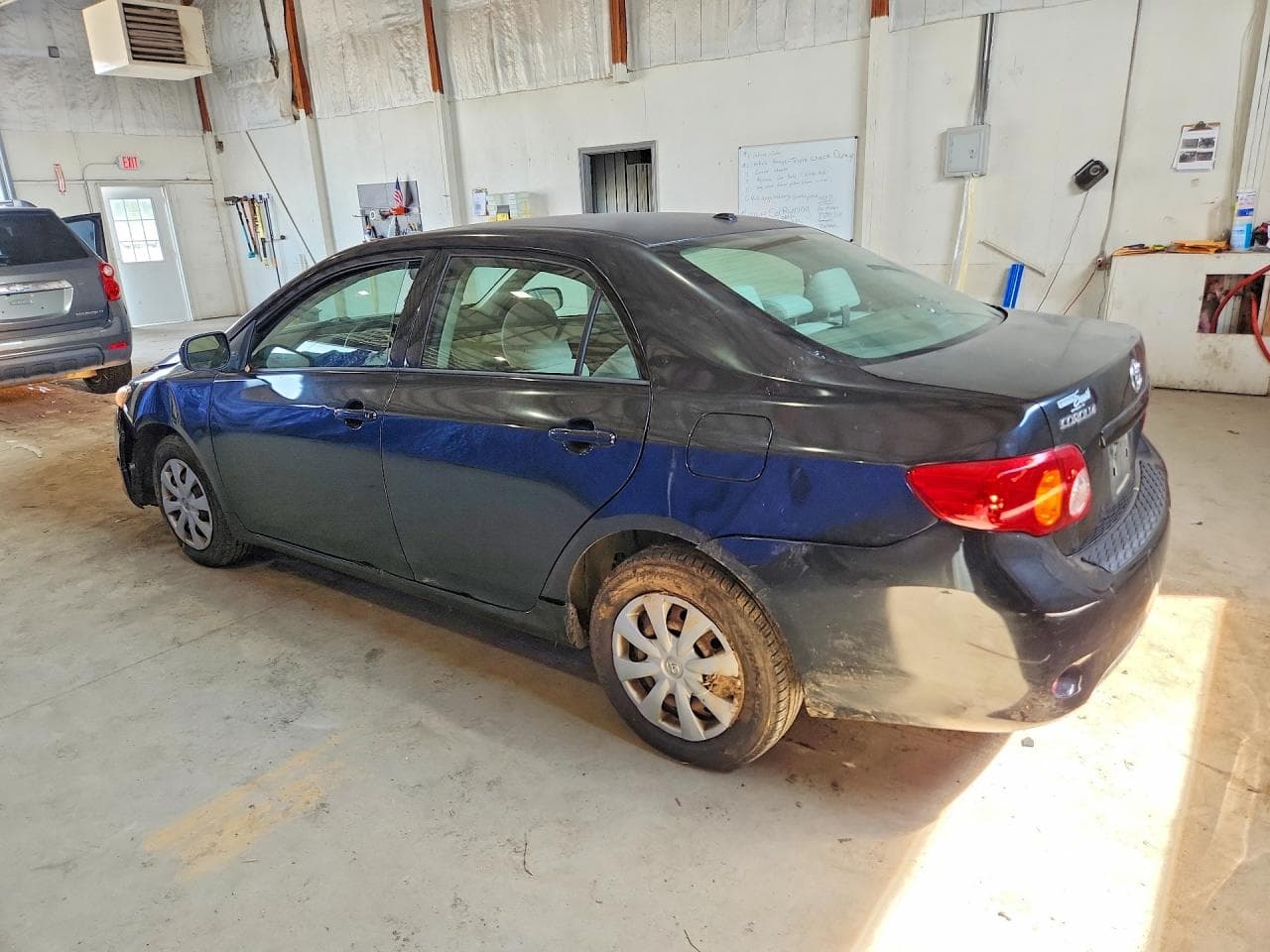 2010 Toyota Corolla Le - foto 2