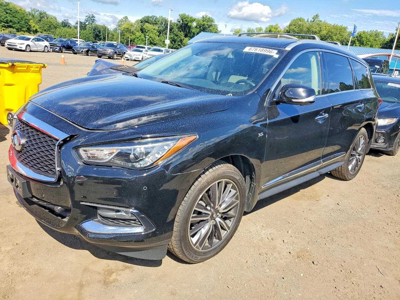 Infiniti QX60 2020 z USA