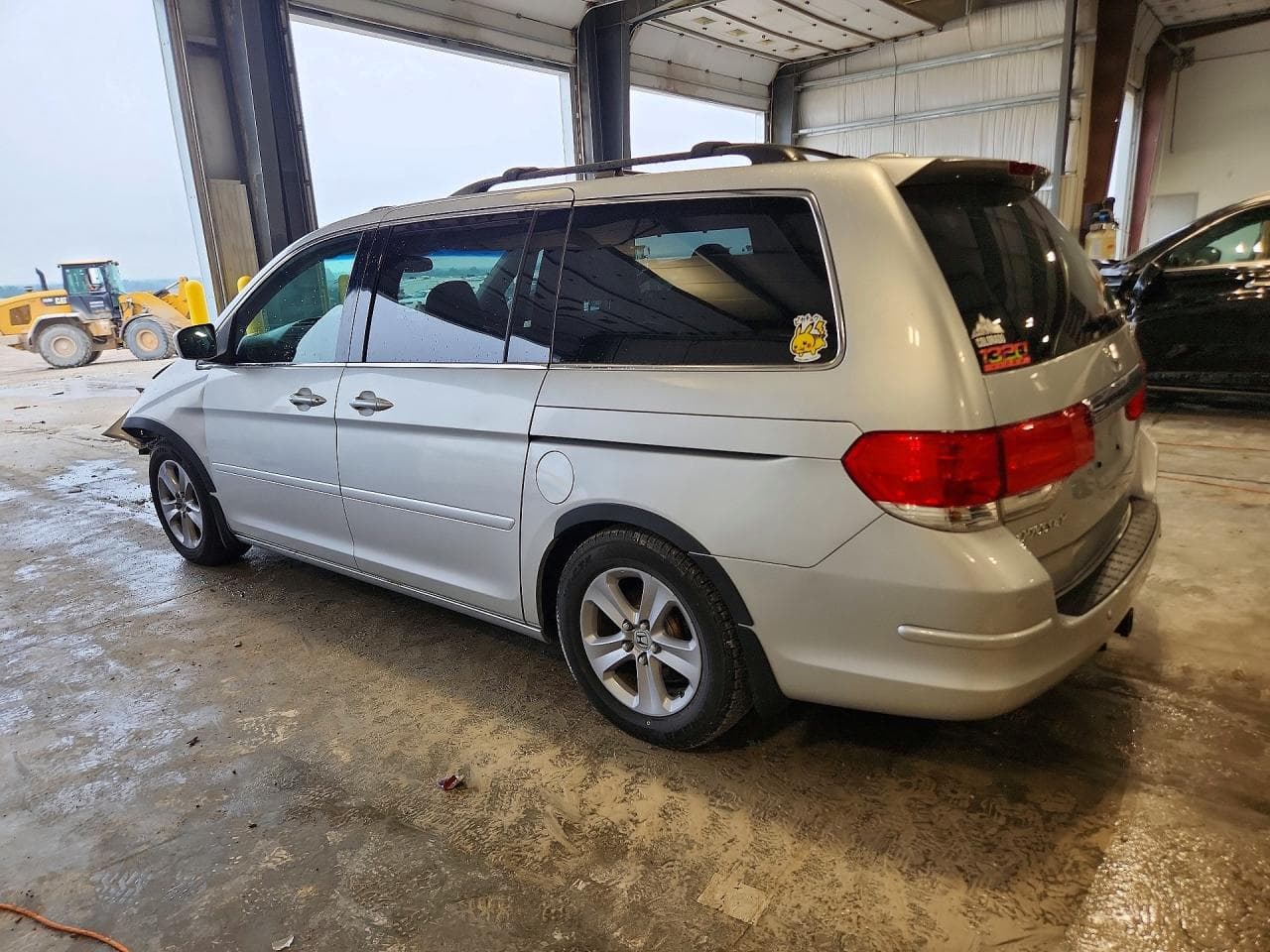 2010 Honda Odyssey Touring - foto 2