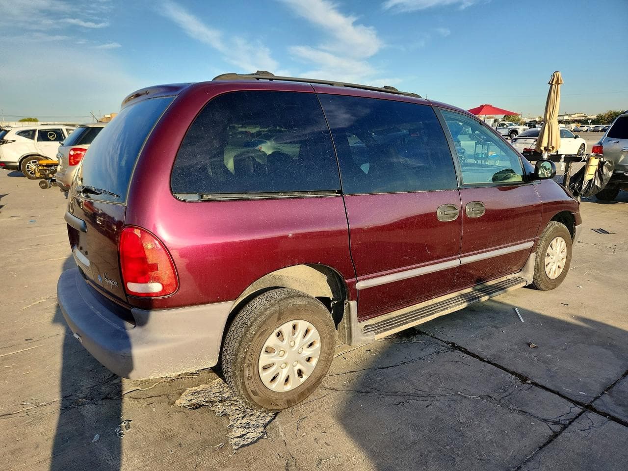 1998 Plymouth Voyager - foto 3