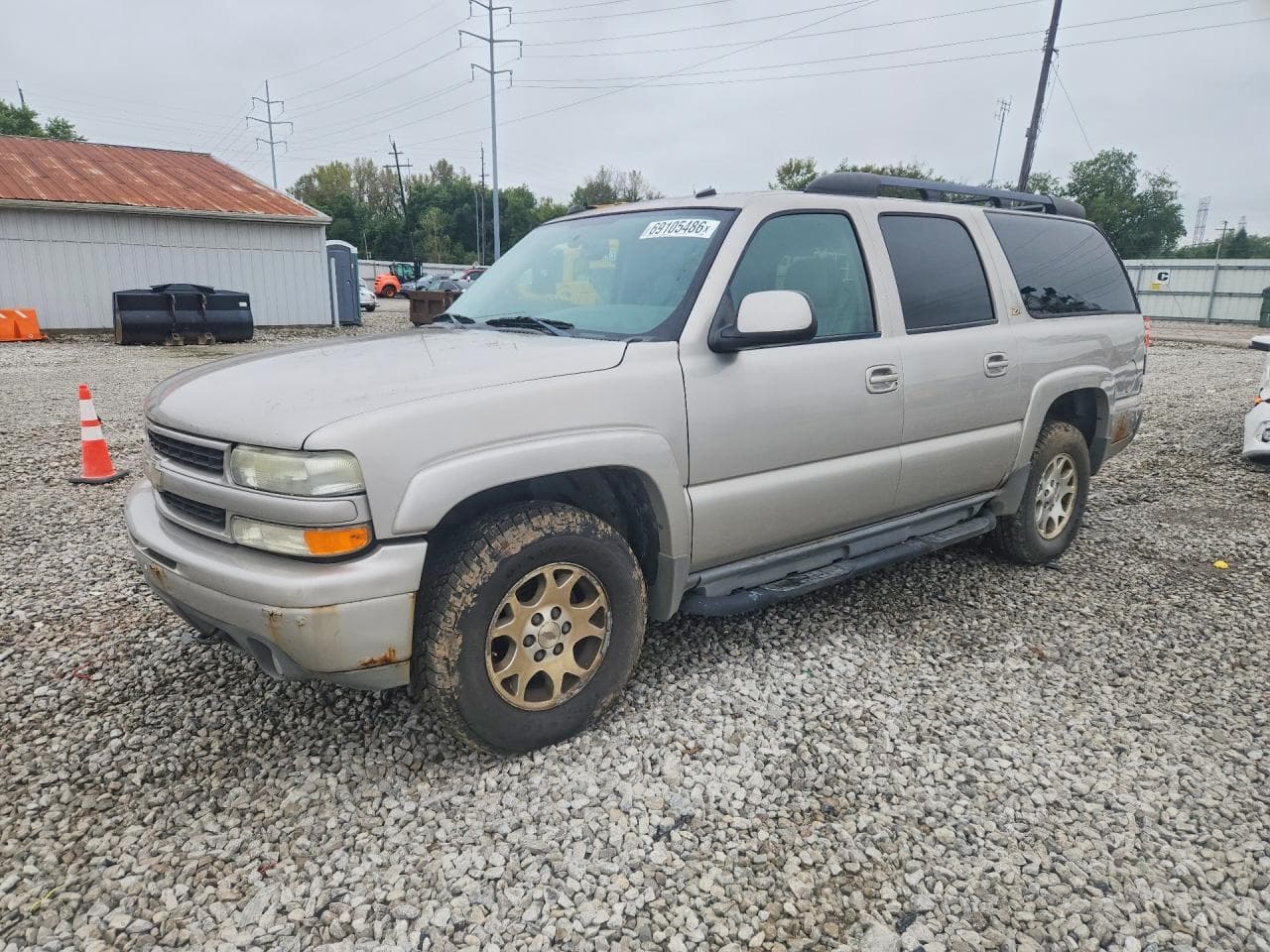 Chevrolet Suburban 2004 z USA