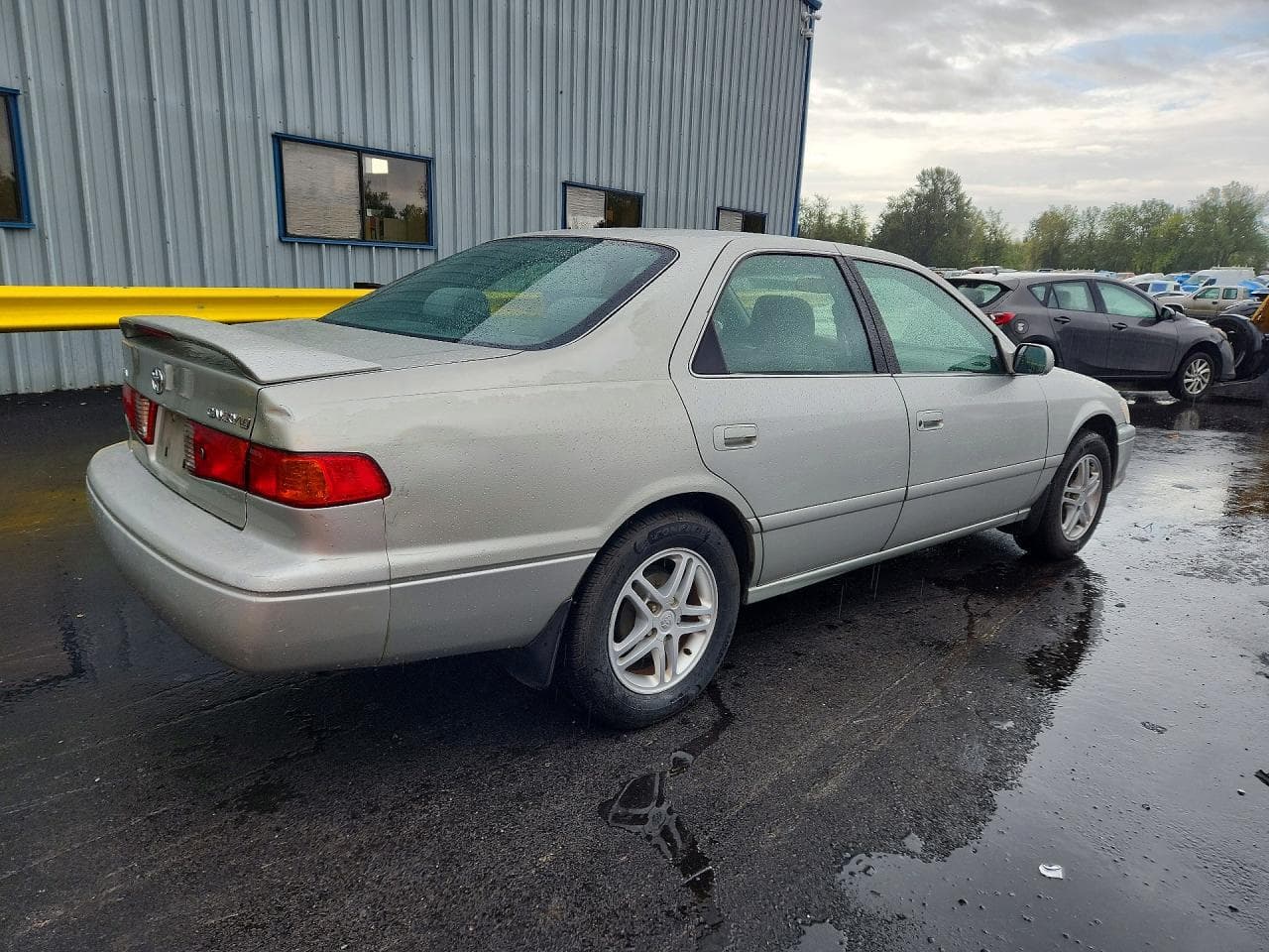 2000 Toyota Camry Le - foto 3