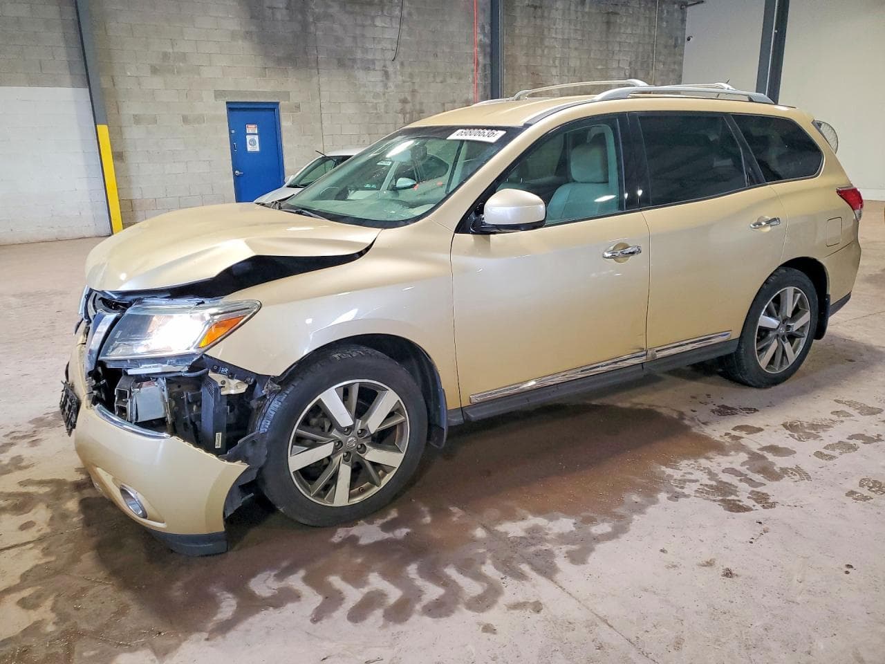 Nissan Pathfinder 2013 z USA