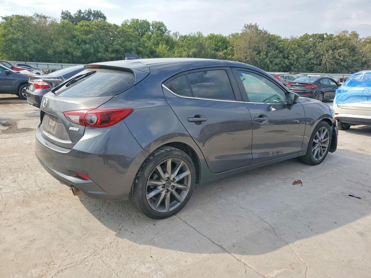 2018 Mazda 3 Grand Touring - foto 3