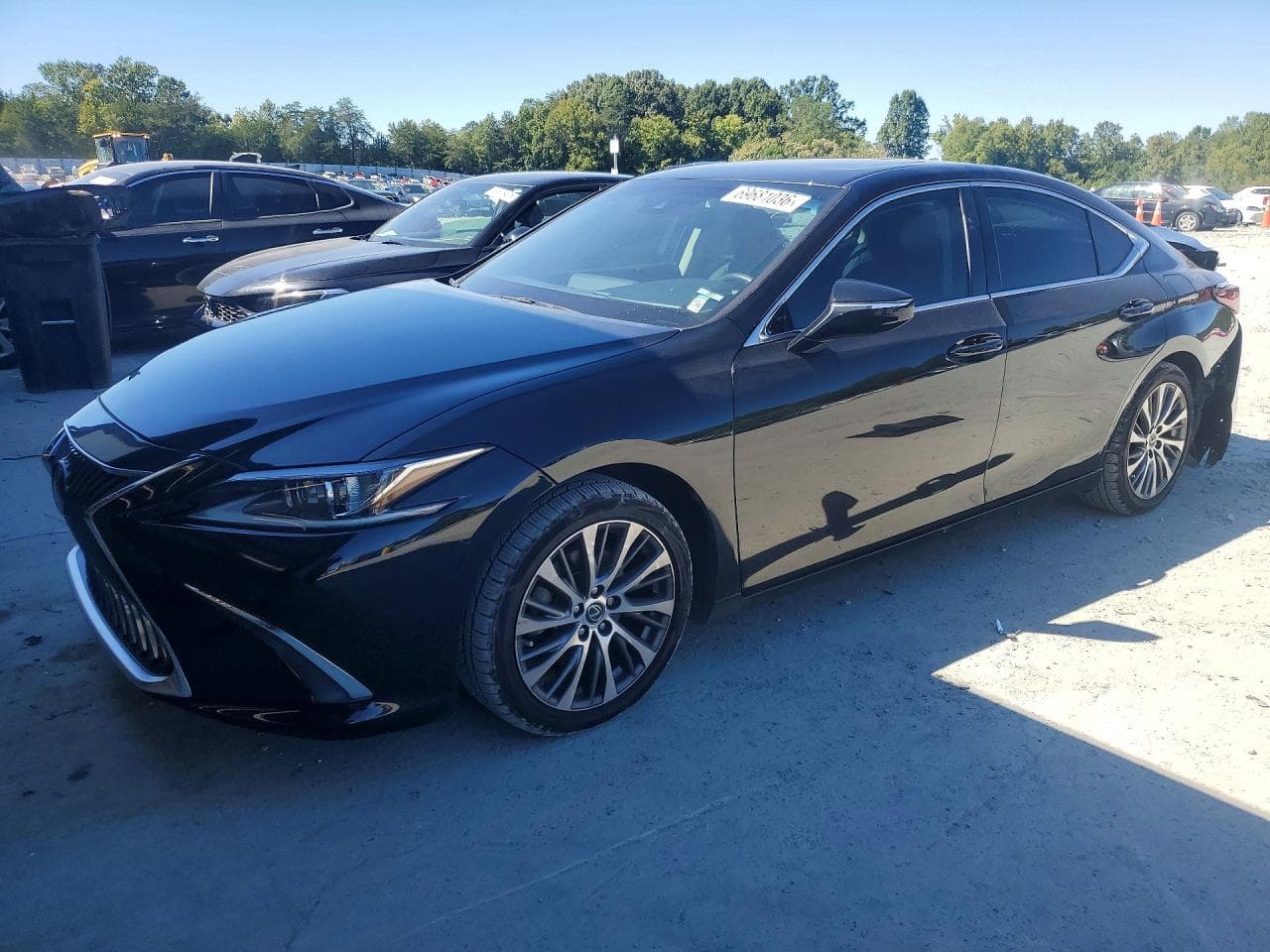 Lexus ES 2020 z USA