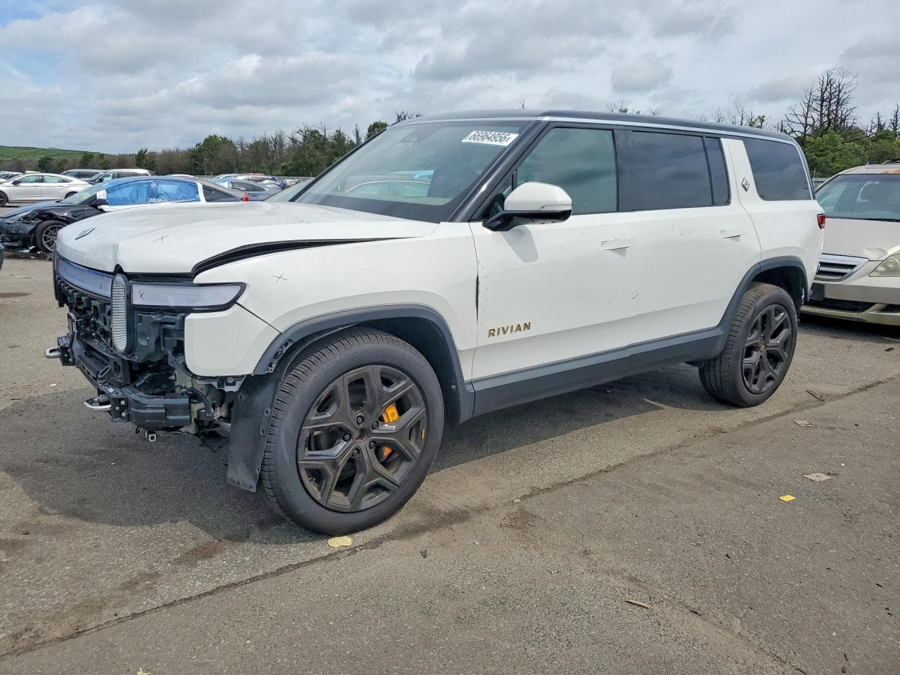 2023 Rivian R1S Adventure