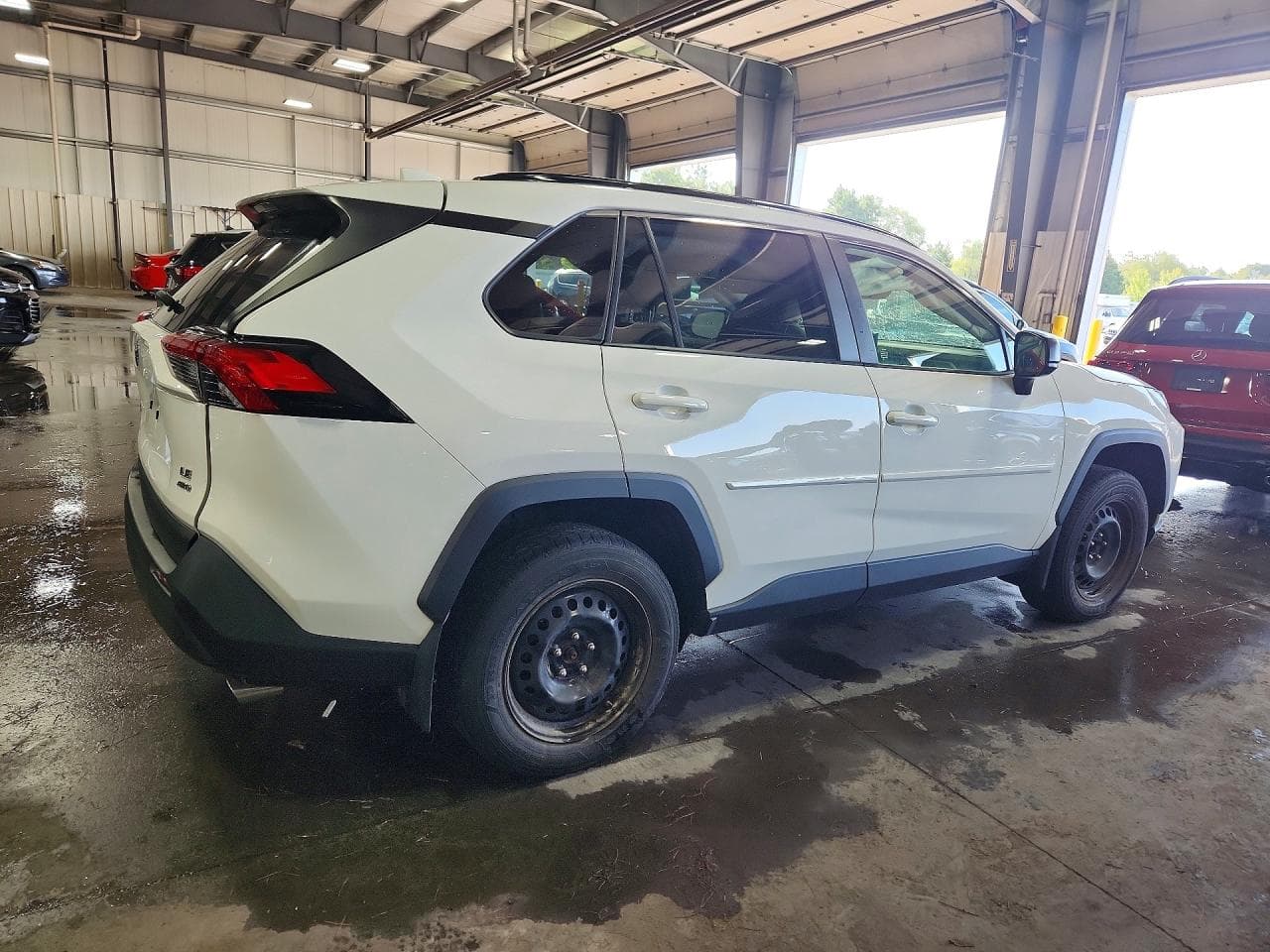 2019 Toyota Rav4 Le - foto 3