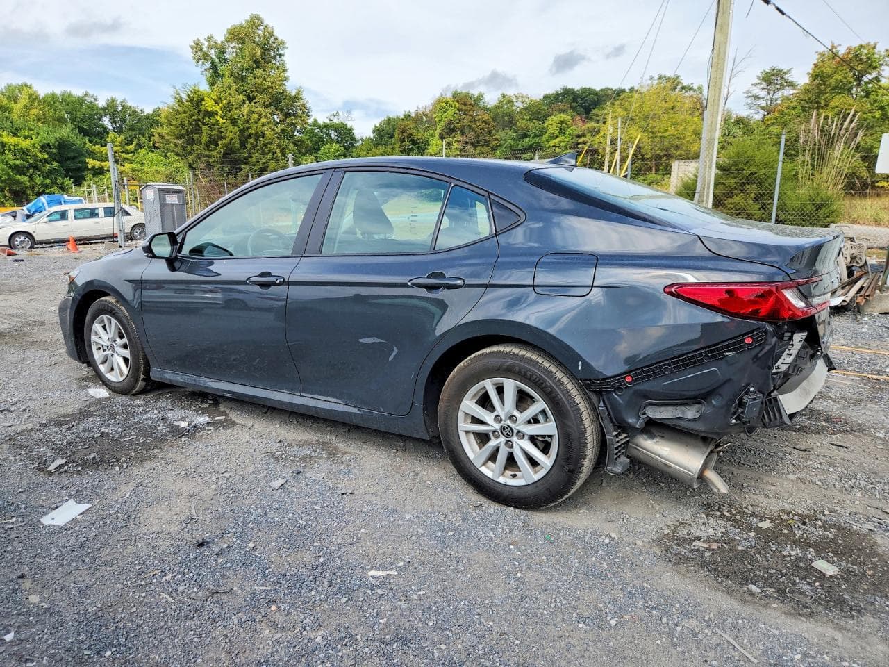 2026 Toyota Camry Le - foto 2