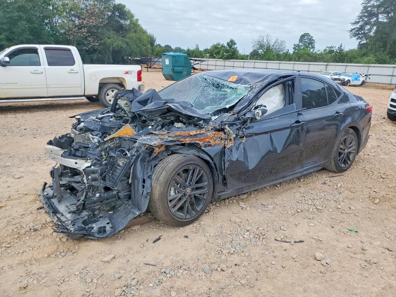 Toyota Camry 2025 z USA