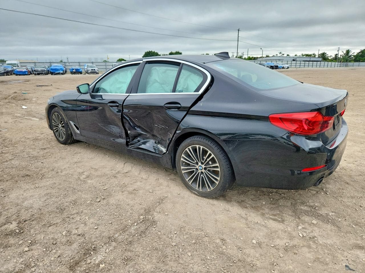 2019 BMW 530 I - foto 2