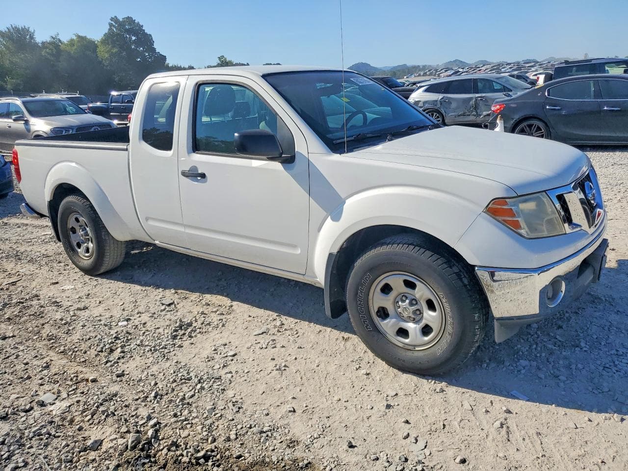 2010 Nissan Frontier Xe - foto 4