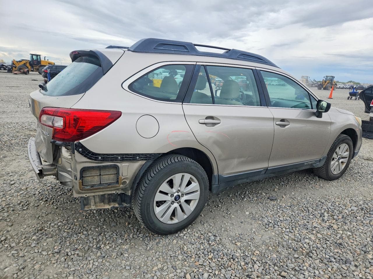 2015 Subaru Outback 2.5I - foto 3