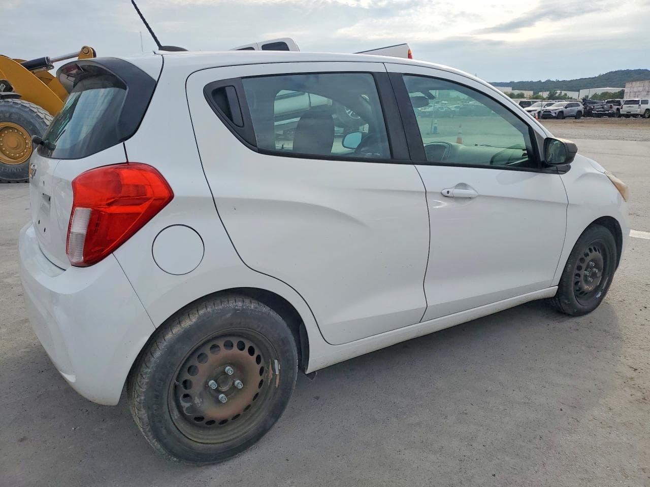 2020 Chevrolet Spark Ls - foto 3