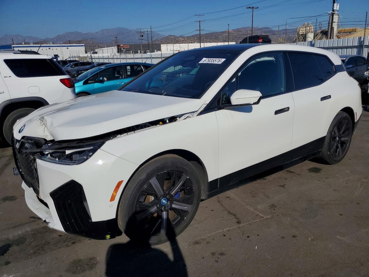 BMW iX 2025 z USA